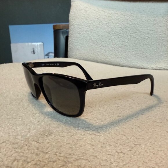 Ray-Ban 4181 Sunglasses - Picture 10 of 11